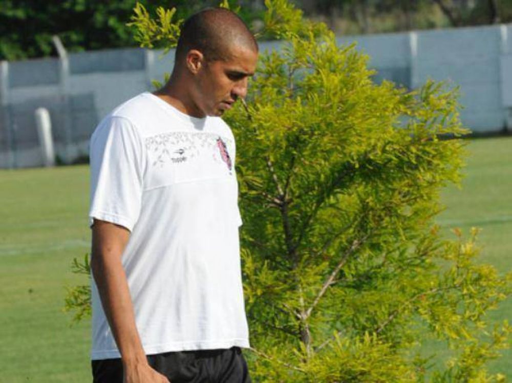 Newell's y la necesidad en la zona de ataque