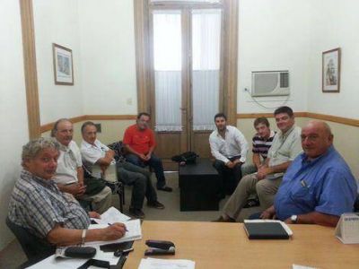 Gast�n Zaccardi se reuni� con los delegados de las localidades rurales 