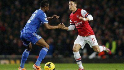 Arsenal igual� ante Chelsea y est� en la cima junto a Liverpool