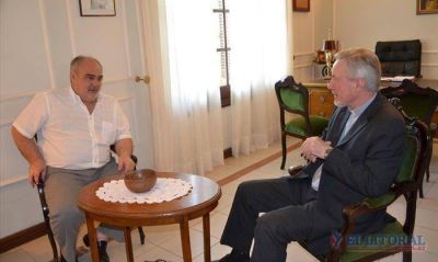 Stanovnik llev� el saludo de Navidad a Colombi, R�os y el presidente del STJ