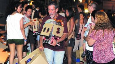 Ayudar a la gente en la calle, el fen�meno de esta Navidad