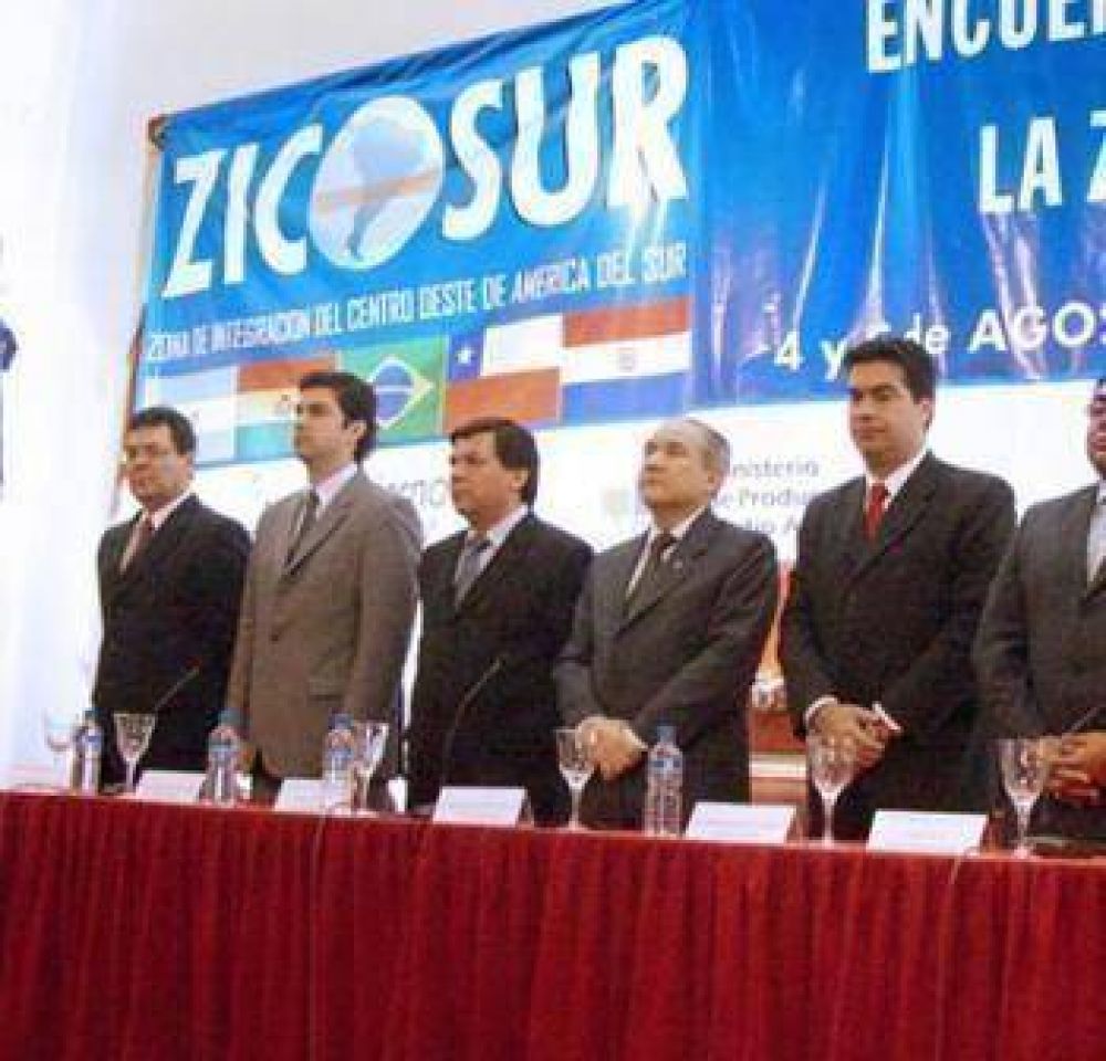 El Gobernador disertar� ma�ana en Antofagasta en la 2� jornada de la ZICOSUR. 