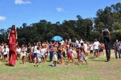 Inscriben en los barrios para la Colonia de Verano de Lomas