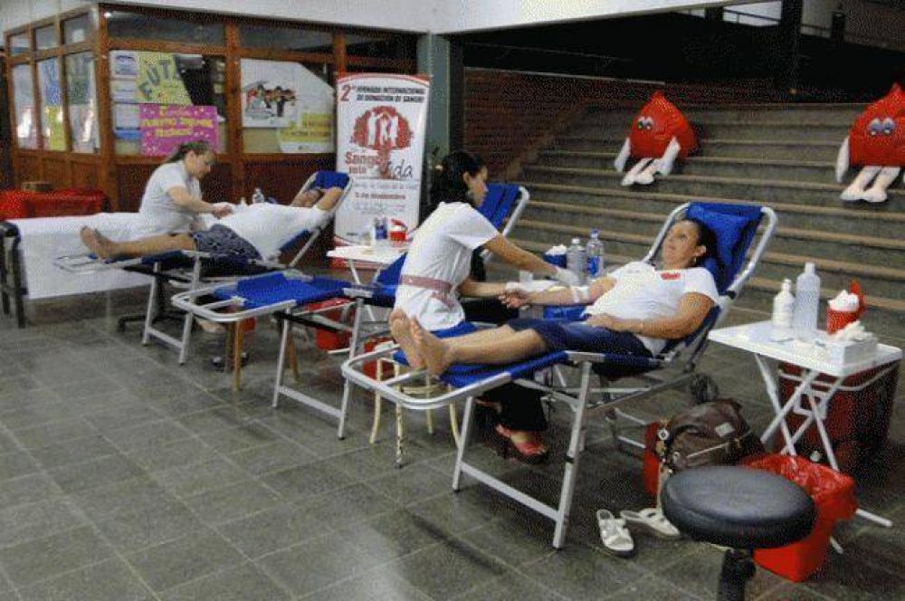 Salud reitera la necesidad de contar con mayor cantidad de donantes de sangre