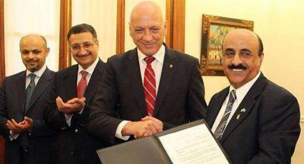Naci�n firm� y est� el aval para el cr�dito de Kuwait