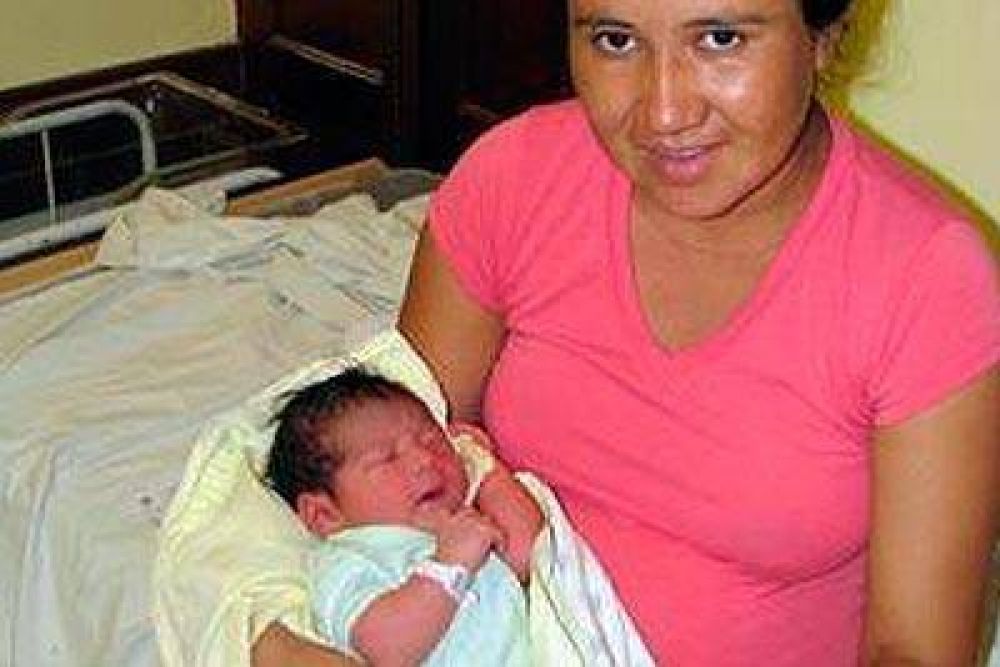 El primer beb� de la Navidad lleg� a las 00:15 y solo dos heridos en el Pedi�trico
