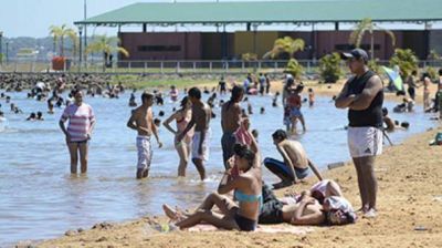 Playas capitalinas colmadas de gente que contin�a celebrando