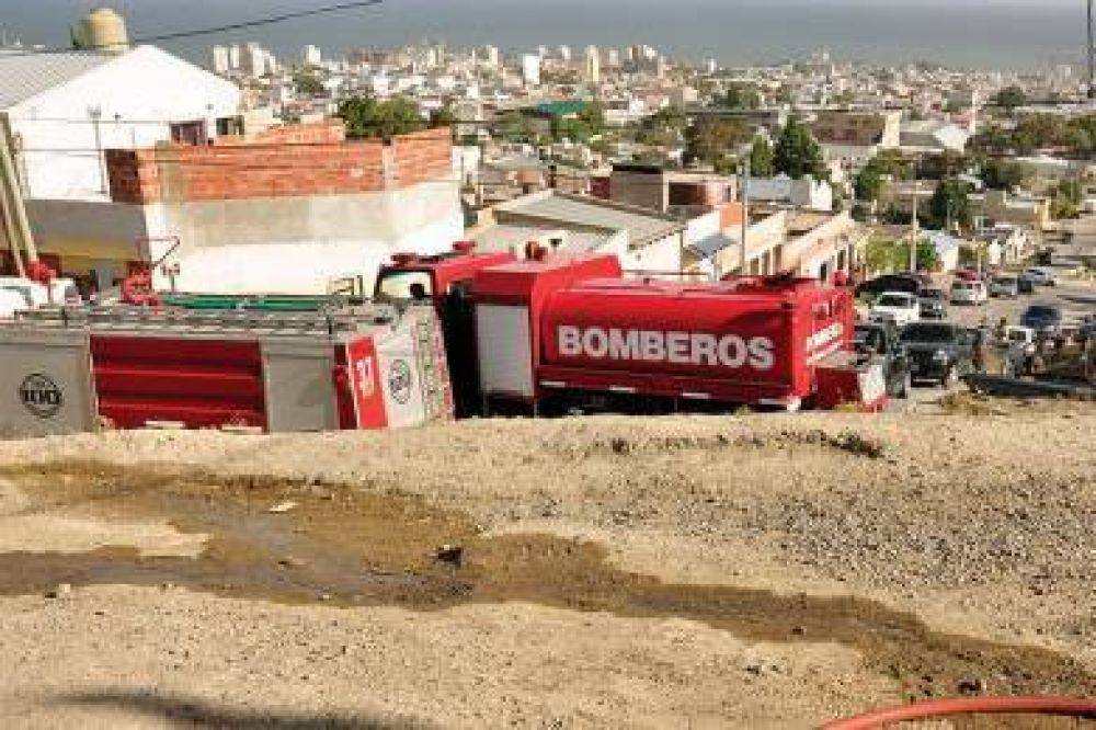Incendio en una precaria vivienda en el barrio Pietrobelli