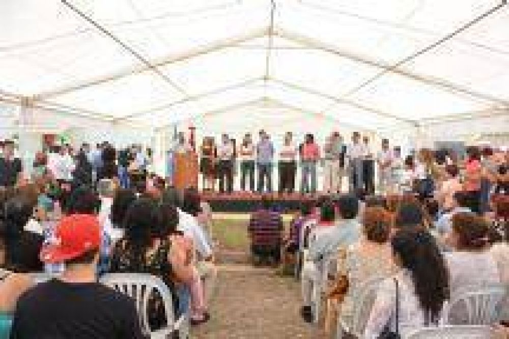 S�lo en 2013 el Gobierno de Salta cumpli� el sue�o de la casa propia a 2400 familias