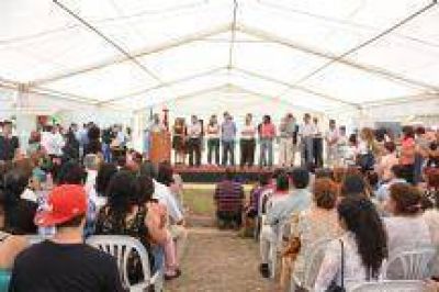 S�lo en 2013 el Gobierno de Salta cumpli� el sue�o de la casa propia a 2400 familias