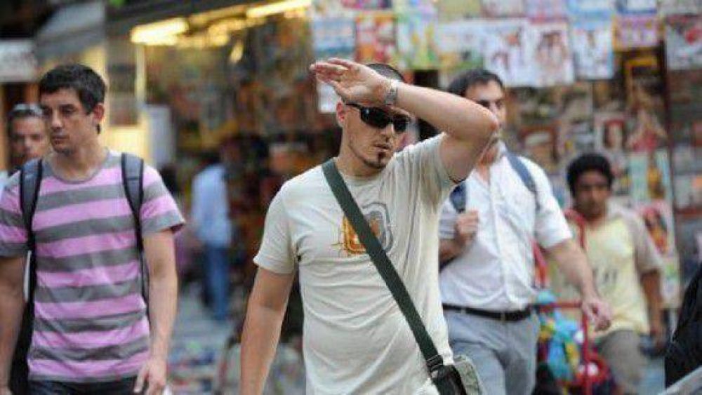Tucum�n continuar� ardiendo por el intenso calor