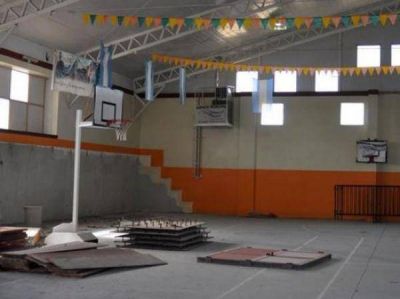 R�o Grande: El Municipio inici� un plan de refacciones de espacios deportivos