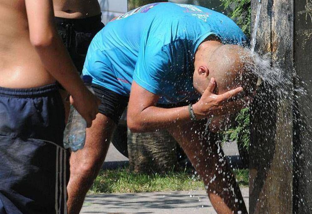 Se mantiene el alerta rojo por las altas temperaturas