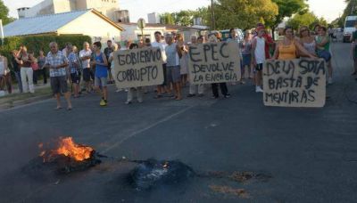 El calor no se va, y siguen los cortes de agua y de luz