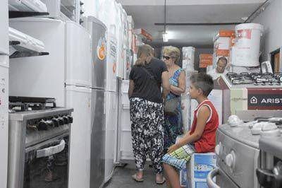 Conform� a comerciantes de diversos rubros el volumen de ventas navide�as