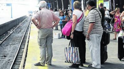 El tren Mitre no cumple las frecuencias y tiene fallas de seguridad