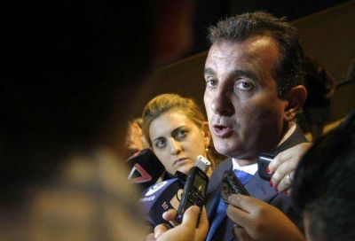 P�rez presiona a la oposici�n: advierte que sin endeudamiento la provincia puede entrar en default