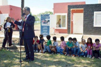 Son 102 las familias sanluise�as que har�n realidad el sue�o