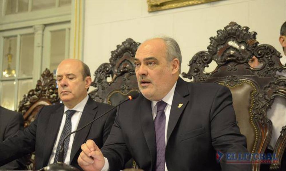Colombi sobre la refinanciaci�n de deudas: "As� como est� ese borrador, no lo vamos a firmar"