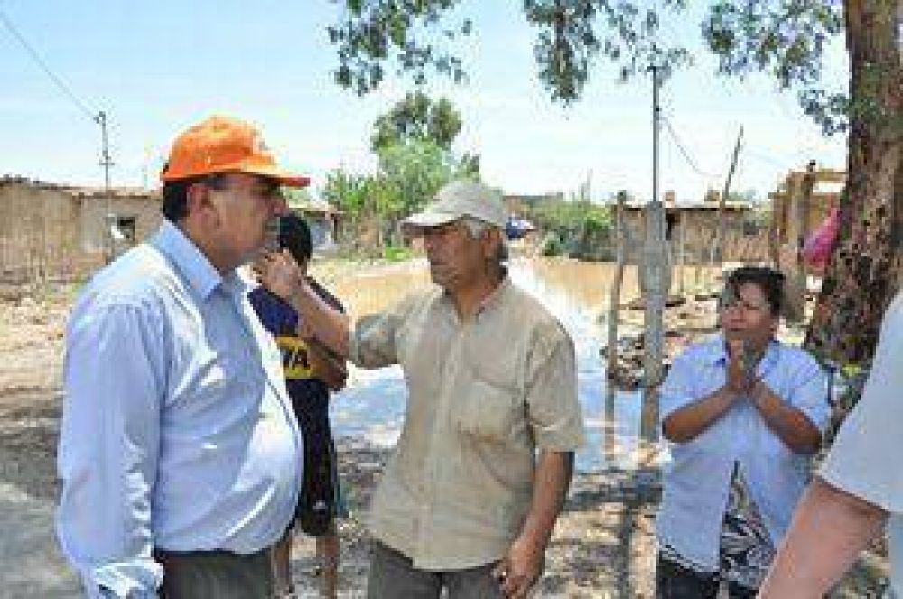 M�s de 100 familias evacuadas por la lluvia