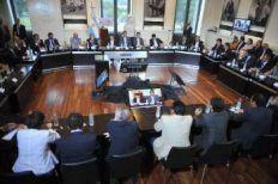 Naci�n refinanci� la deuda de 18 provincias