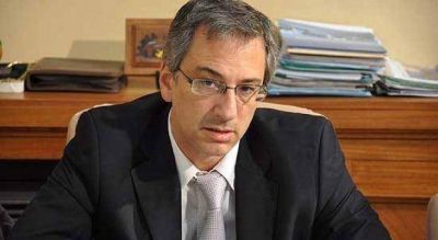 Eseverri logr� un aumento de tasas pero la oposici�n le impidi� tratar el Presupuesto