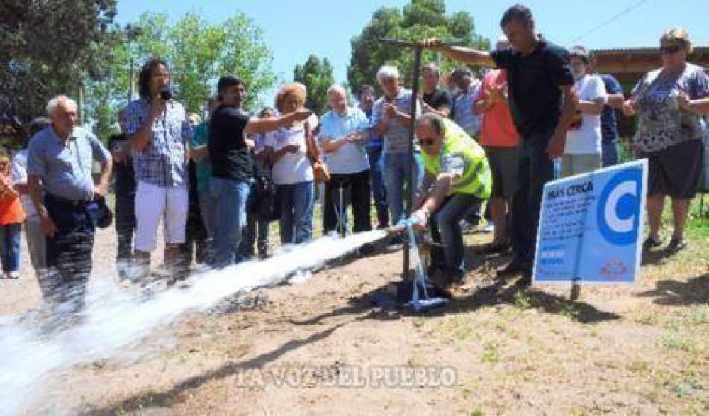 El Barrio Dufaur ya posee agua corriente
