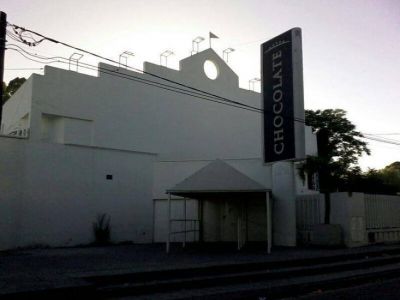 Serios y violentos incidentes a la salida de un boliche