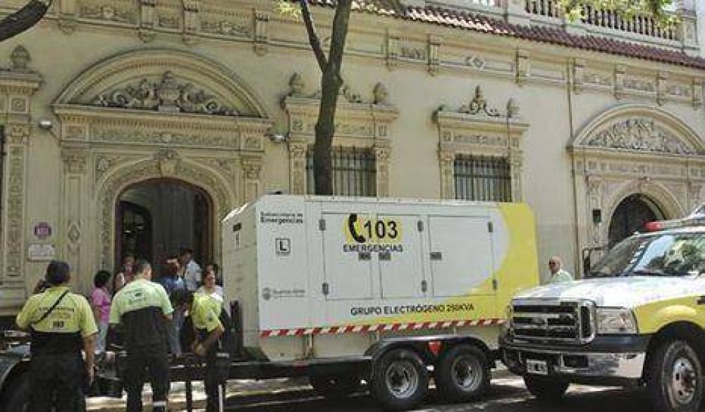 Preocupaci�n por falta de luz en centros de salud