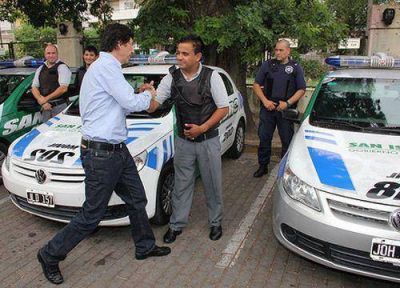 Posse visit� los sistemas de emergencia de San Isidro