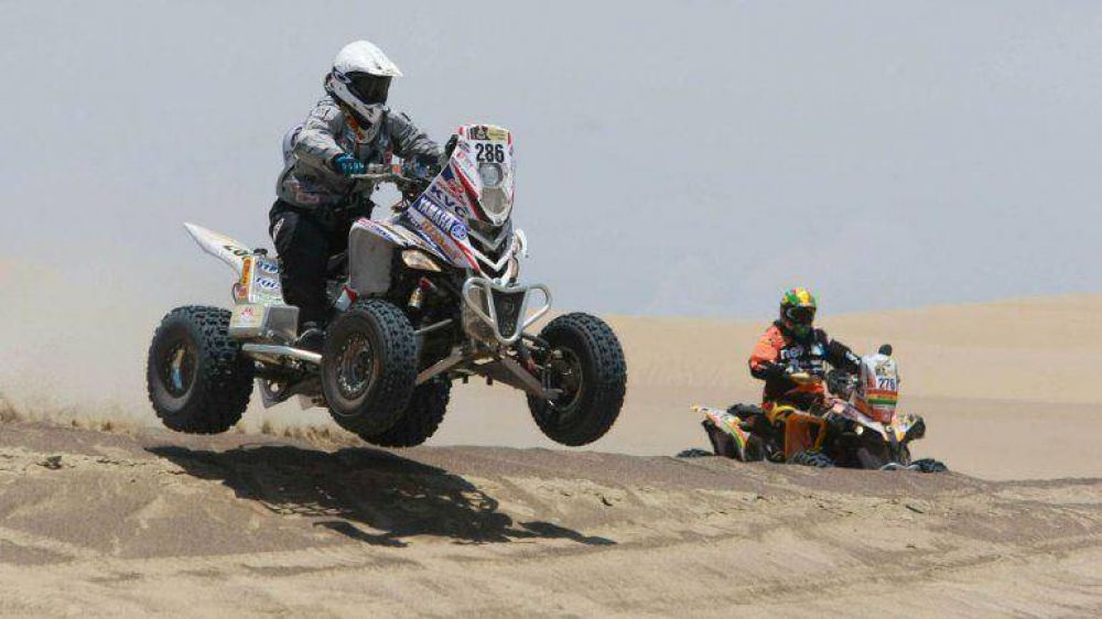 Ind�genas bolivianos amenazan con bloquear el Rally Dakar