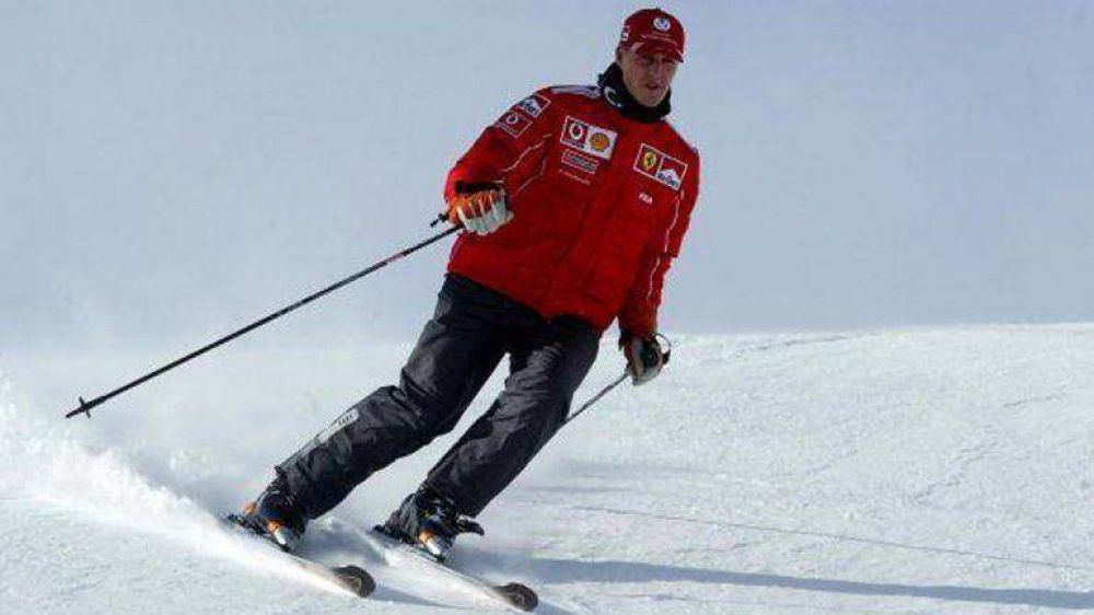 Schumacher fue internado tras sufrir un accidente mientras esquiaba en los Alpes franceses