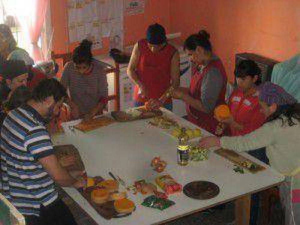 Refuerzan promoci�n y educaci�n de una alimentaci�n saludable