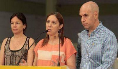 "Mauricio Macri fue a buscar a su familia al sur y vuelve a la Ciudad"