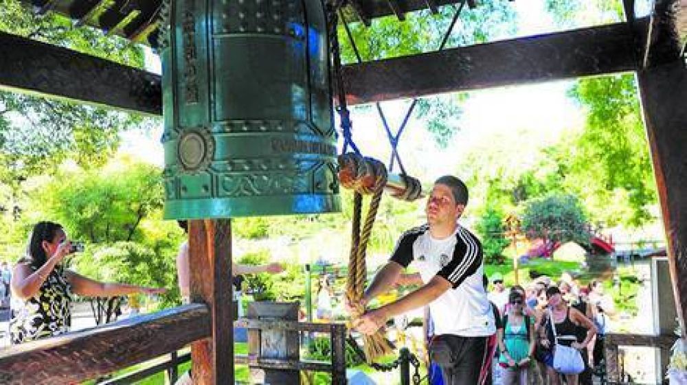La campana que llama al A�o Nuevo