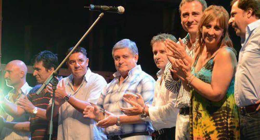 Acto del massismo en Santa Fe