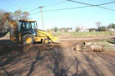 Contin�an los trabajos de asfaltado: Mas obras concretadas en el barrio Villanueva