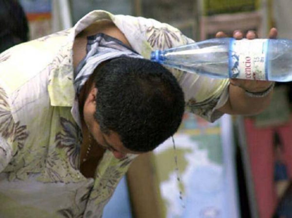 La �Ola de Calor� castiga a los zarate�os con gran fuerza