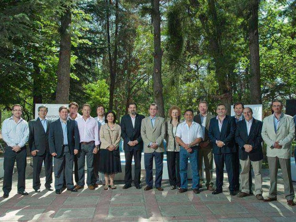 Lunes clave para Paco P�rez: diputados tratan la ley de ministerios