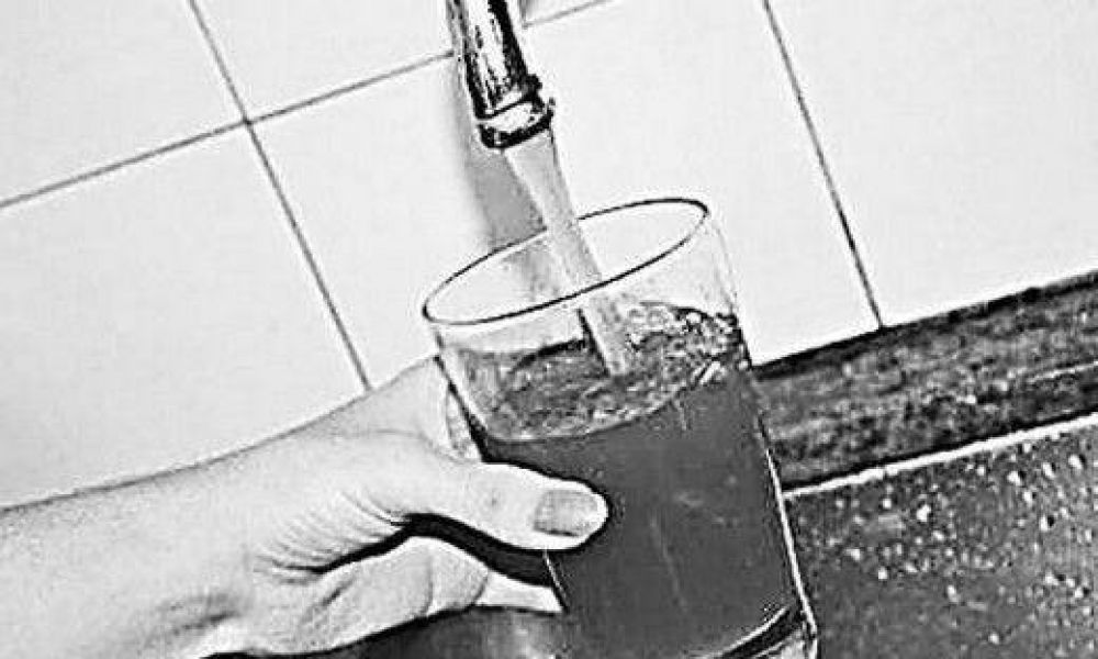 An�lisis del agua confirm� que no cumple con normas de calidad