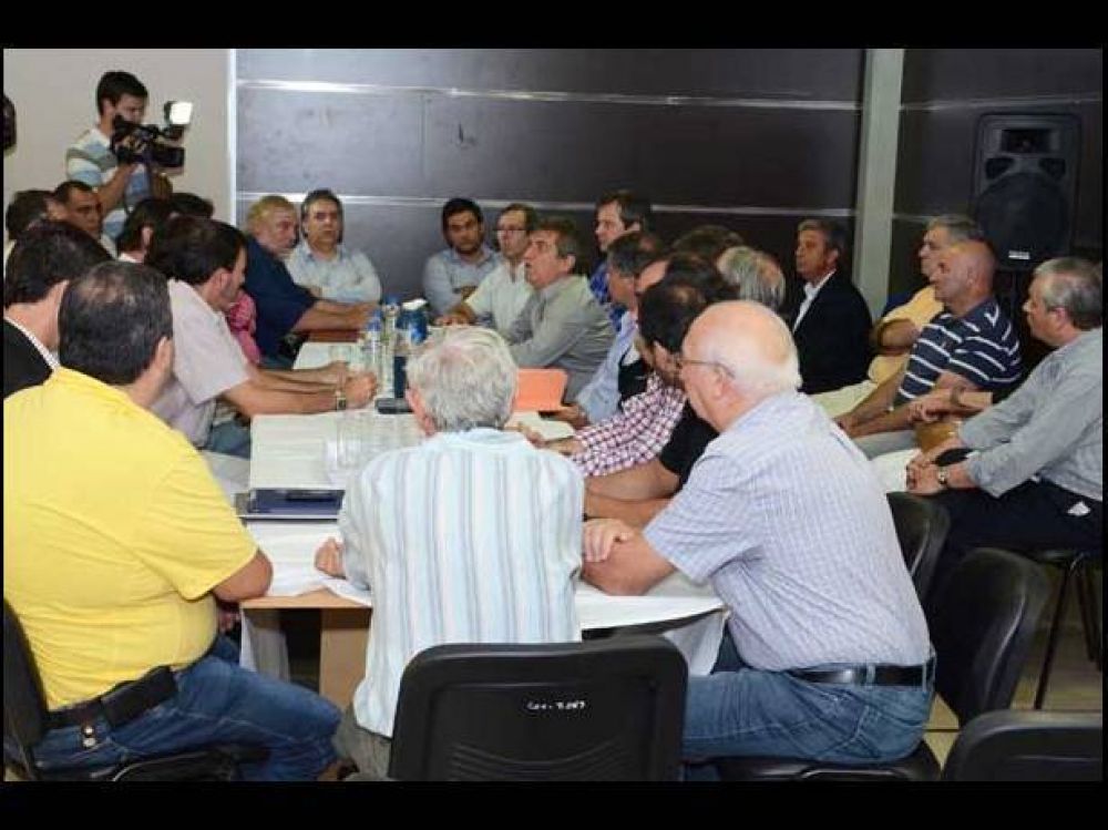 En una semana los estatales discutir�n sueldos de 2014