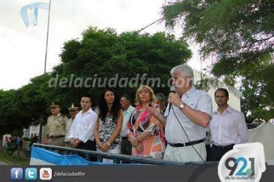 La localidad de Dufaur festej� un nuevo aniversario
