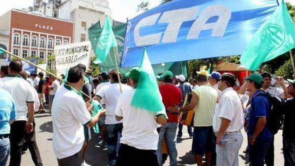 Estatales continuar�n sus reclamos con cortes de calles y rutas
