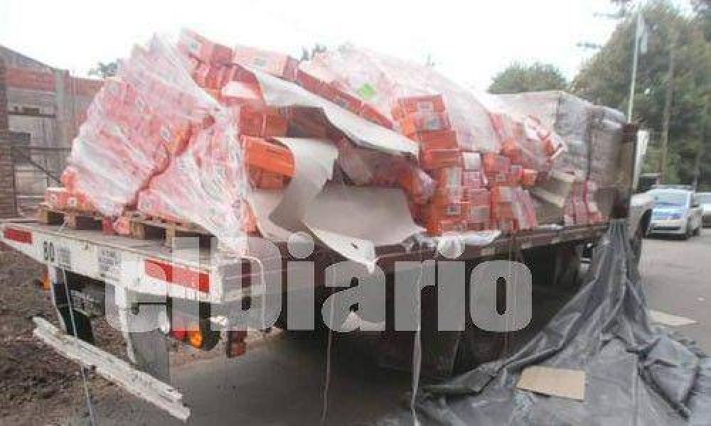 Roban dos camiones cargados con repelentes para mosquitos