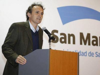 El presupuesto 2014 tiene como ejes la racionalidad en el gasto y la eficiencia en la inversi�n