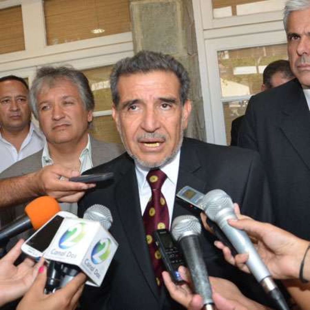 Beder reiter� que el 2014 habr� aumentos y destac� al nuevo gabinete