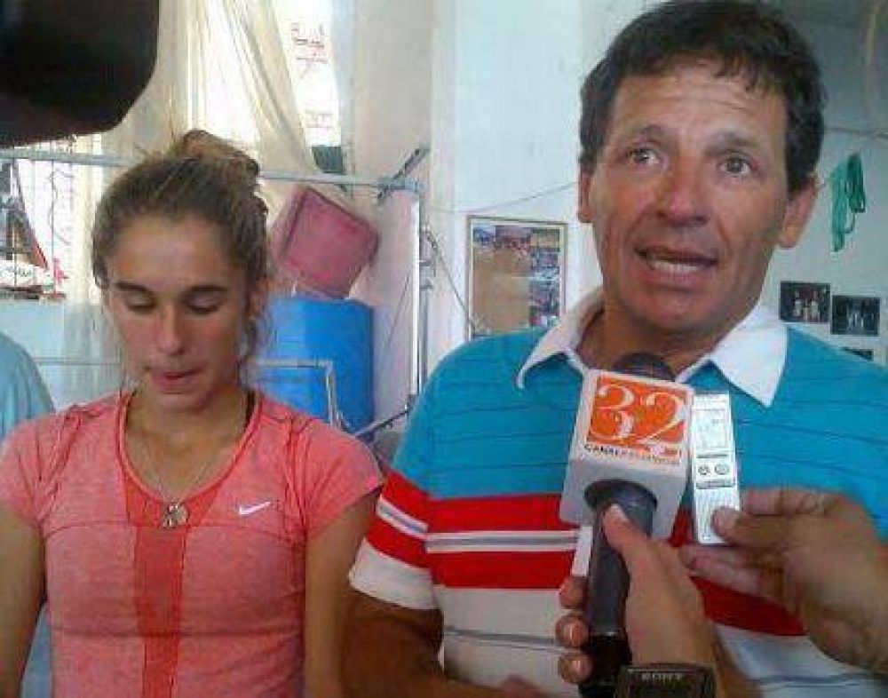 Curuchet entreg� un aporte a la atleta marplatense Noelina Madarieta