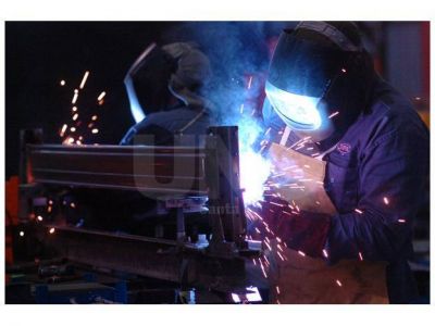 La industria santafesina tuvo una moderada recuperaci�n