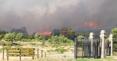 Voraz incendio en Sierra de la Ventana