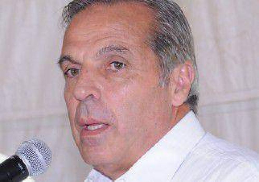 Sapag piensa en presidir el MPN 
